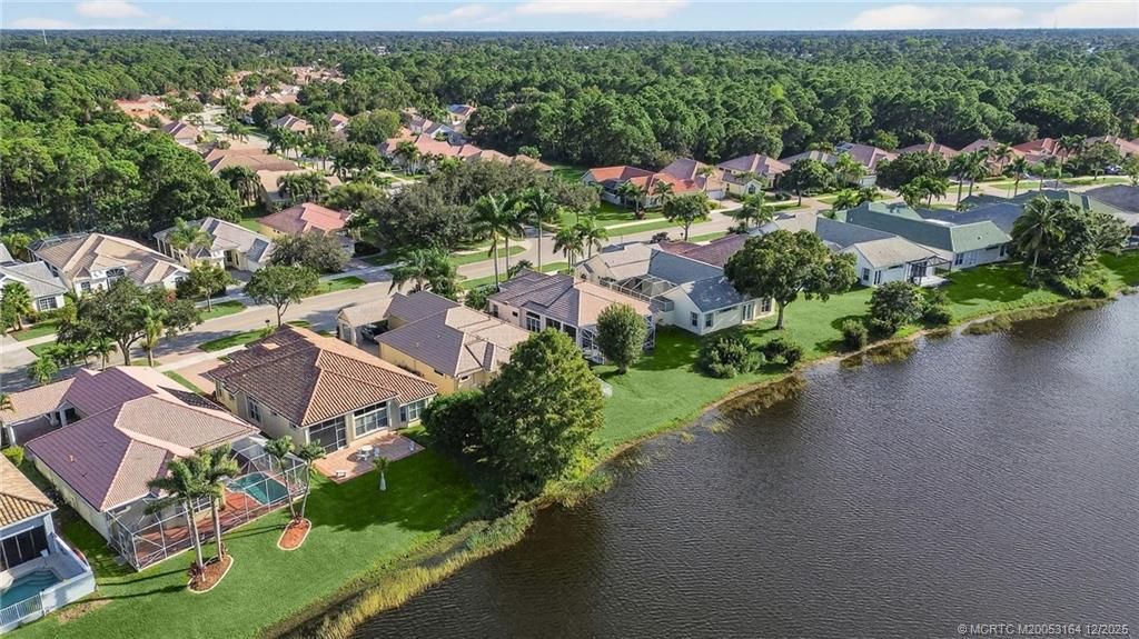 618 SW Lake Charles Circle, Port Saint Lucie, FL 34986 Photo