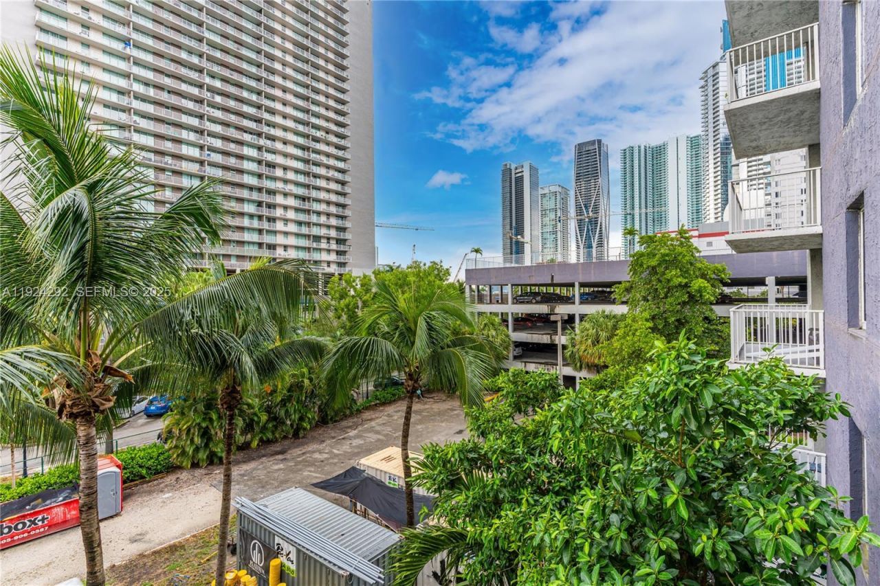 850 N Miami Ave, Unit W-408, Miami, FL 33136 Photo