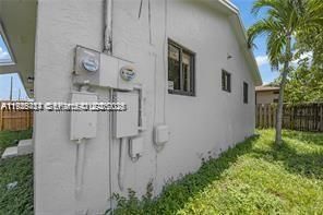 303 NW 7th St, Unit 1-2, Hallandale Beach, FL 33009 Photo