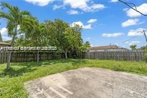 303 NW 7th St, Unit 1-2, Hallandale Beach, FL 33009 Photo