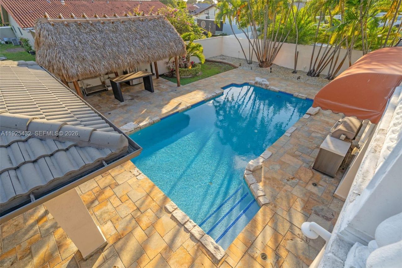 10298 NW 130th St, Hialeah Gardens, FL 33018 Photo