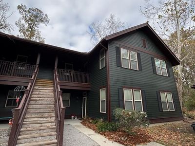 5565 Colonial Chatsworth Circle, North Charleston, SC 29418