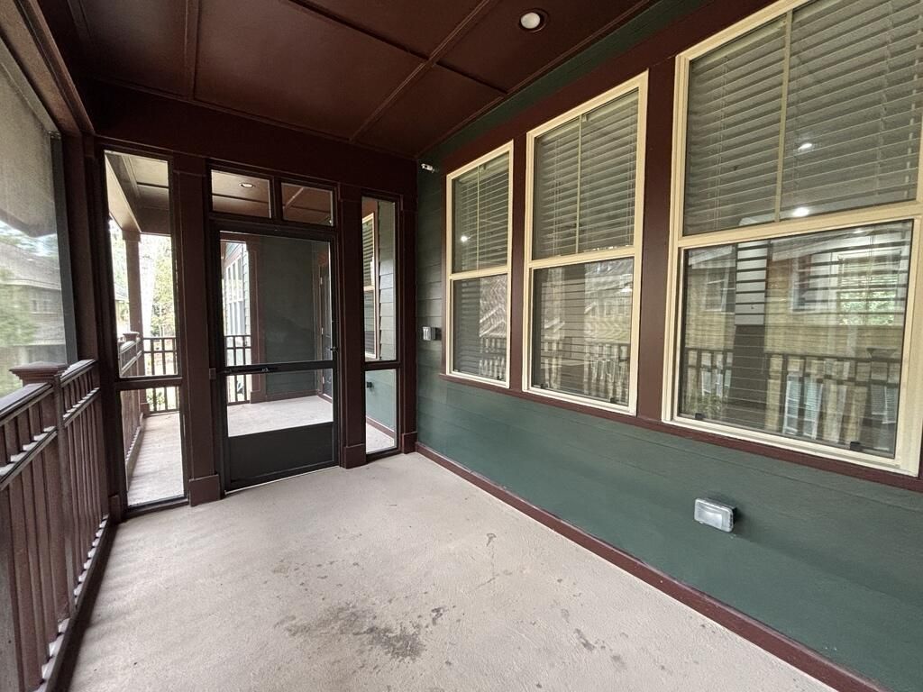 5565 Colonial Chatsworth Circle Photo 40