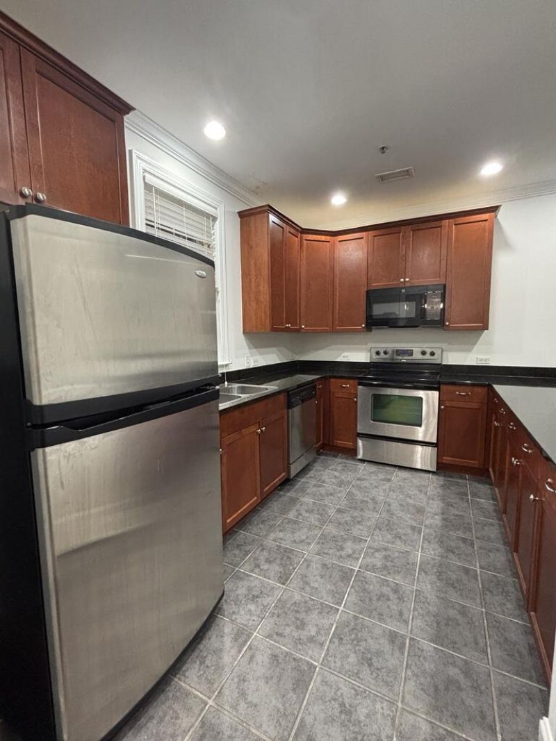 5565 Colonial Chatsworth Circle Photo 9