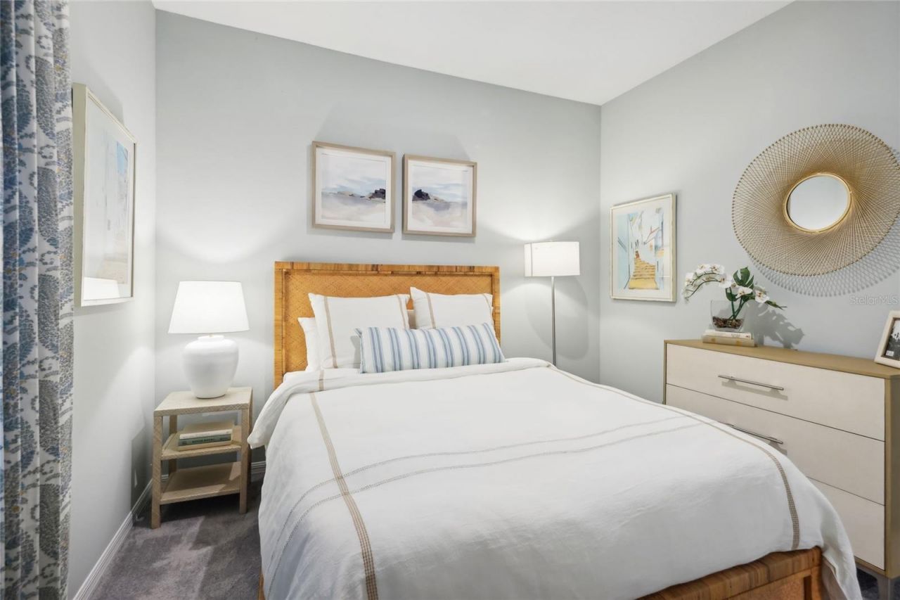 12886 Trovita Drive, Grand Island, FL 32735 Photo