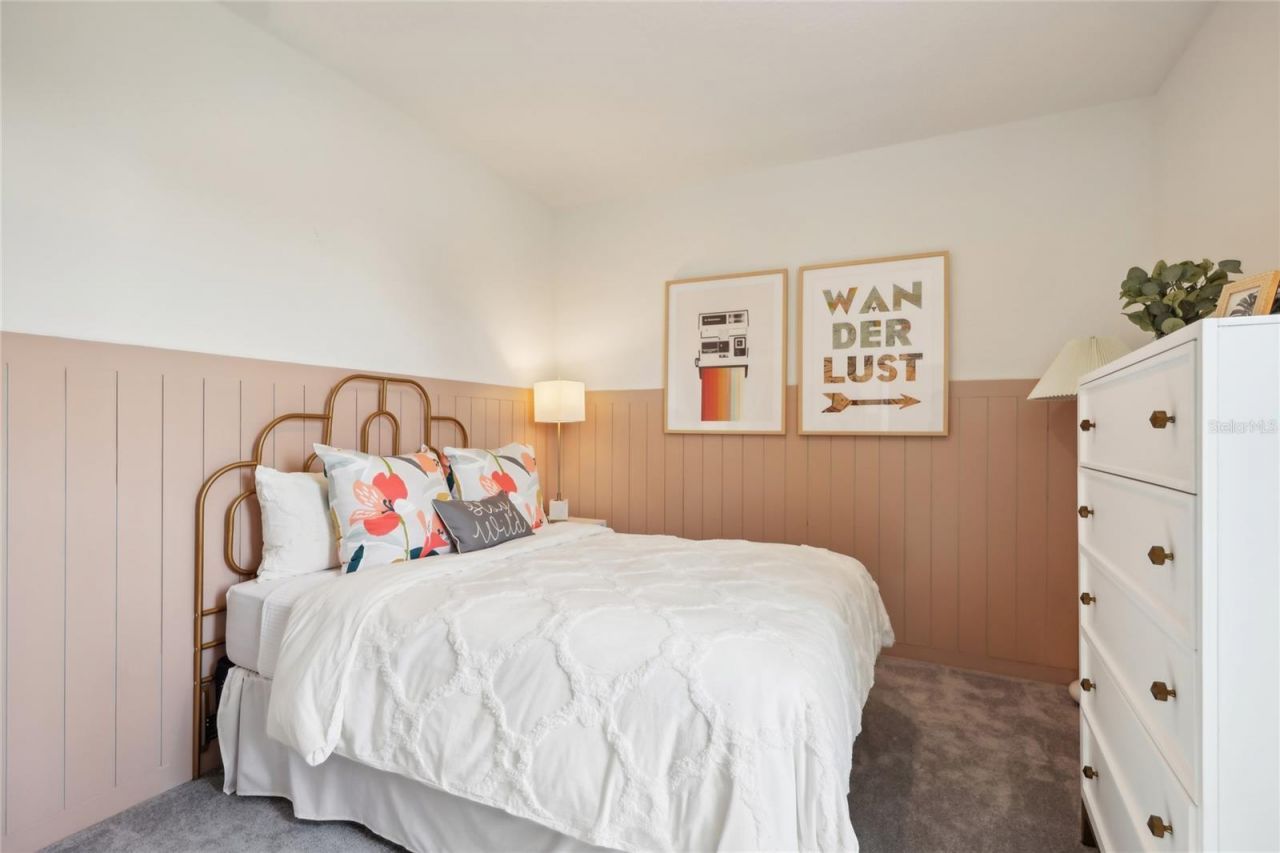 12886 Trovita Drive, Grand Island, FL 32735 Photo