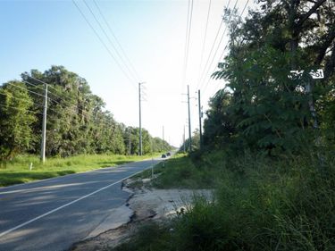 8915 COUNTY ROAD 44, LEESBURG, FL 34788