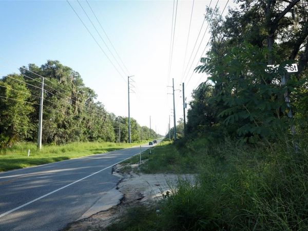 8915 COUNTY ROAD 44, LEESBURG, FL 34788