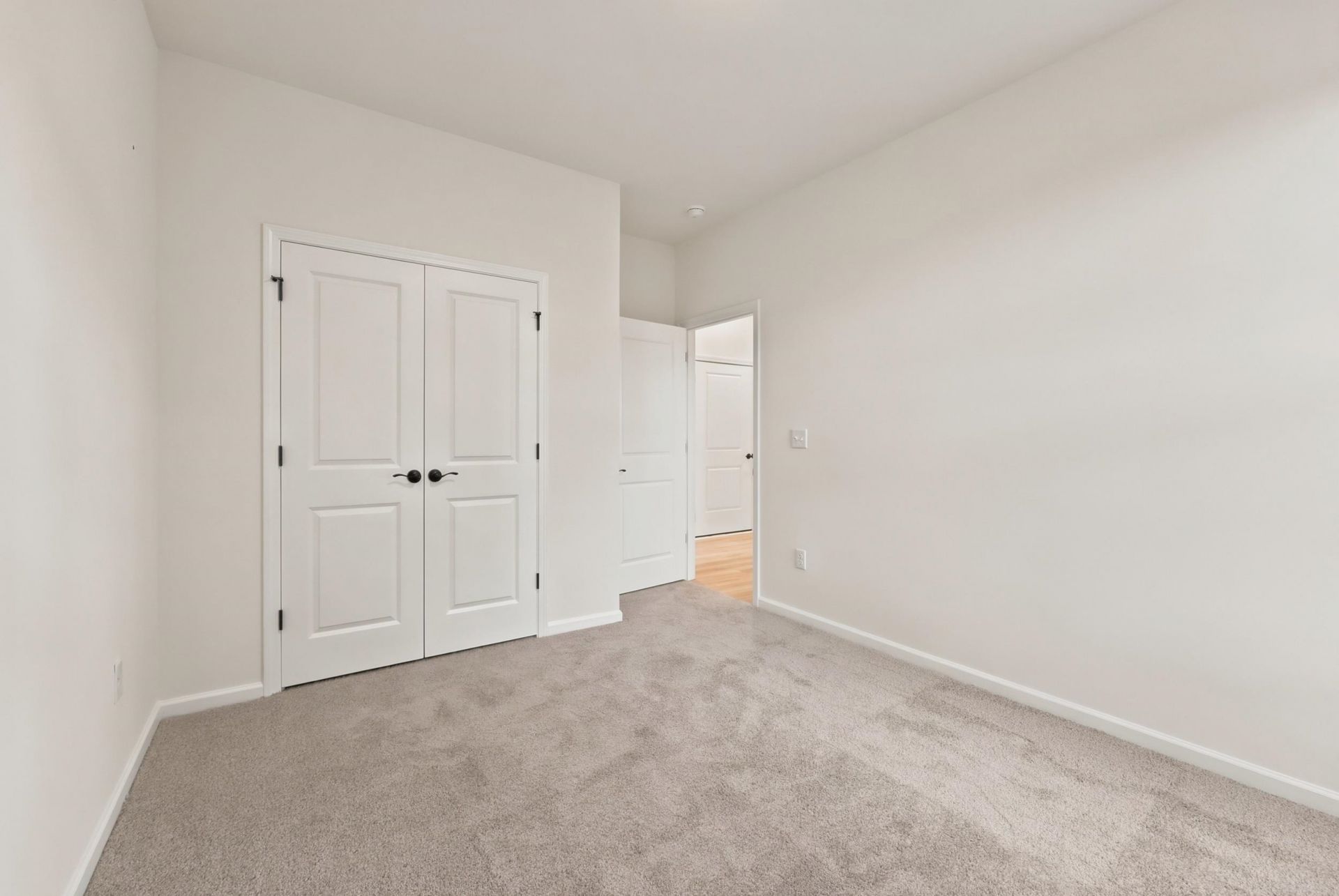 113 Cascade Dr. Photo 10