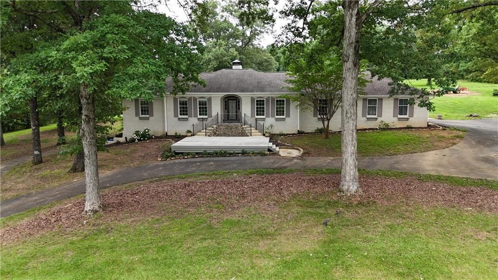 400 Simpson Road Ne, White, GA 30184 Main Photo