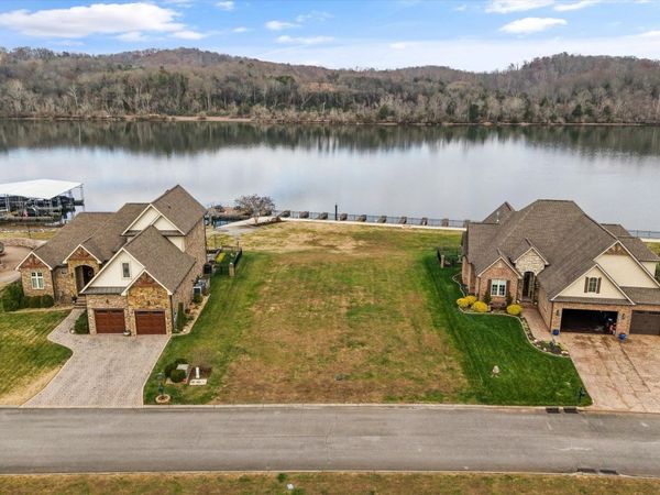 703 Charleston Lgt, Loudon, TN 37774