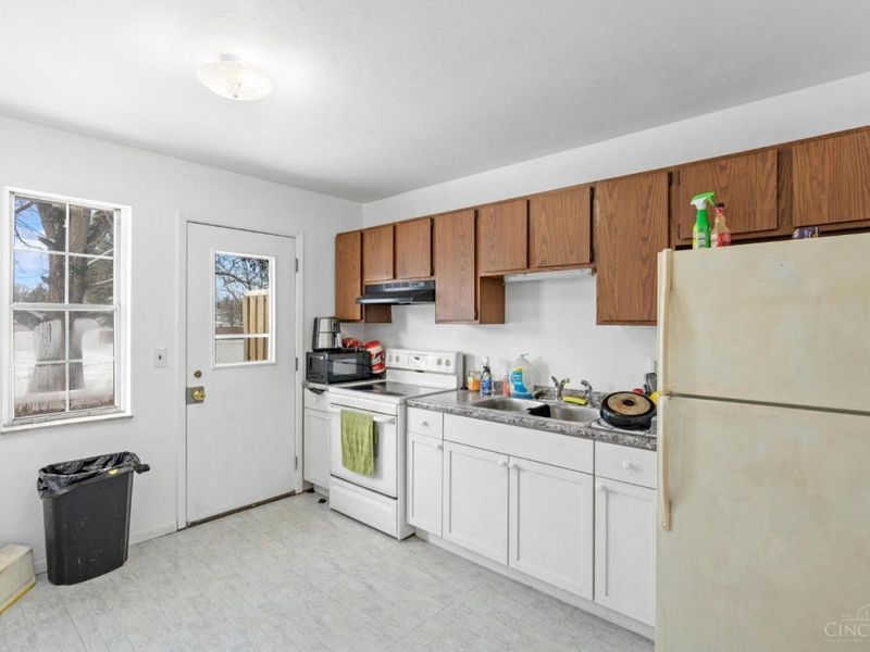 185 Water Street, Clarksville, OH 45113 Photo 12