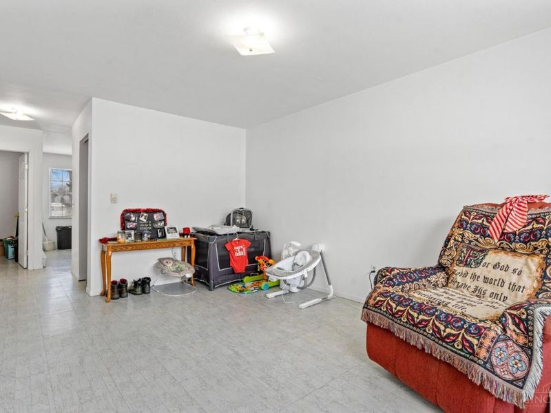 185 Water Street, Clarksville, OH 45113 Photo 9