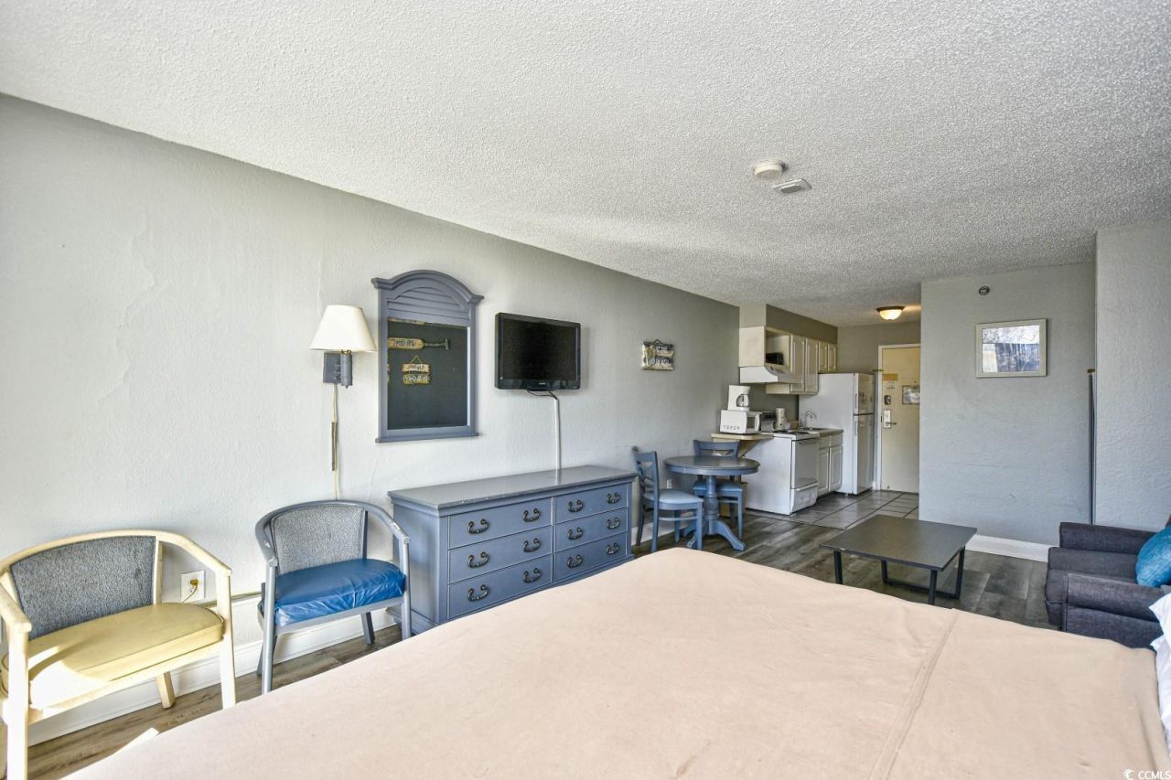 1207 S Ocean Blvd. Photo 7