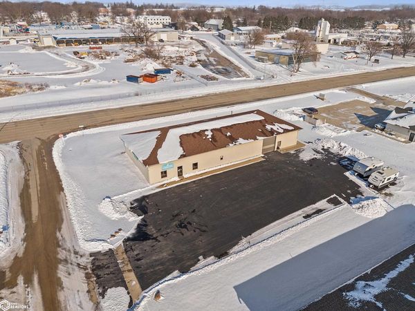 402 S 15th Street, Clear Lake, IA 50428