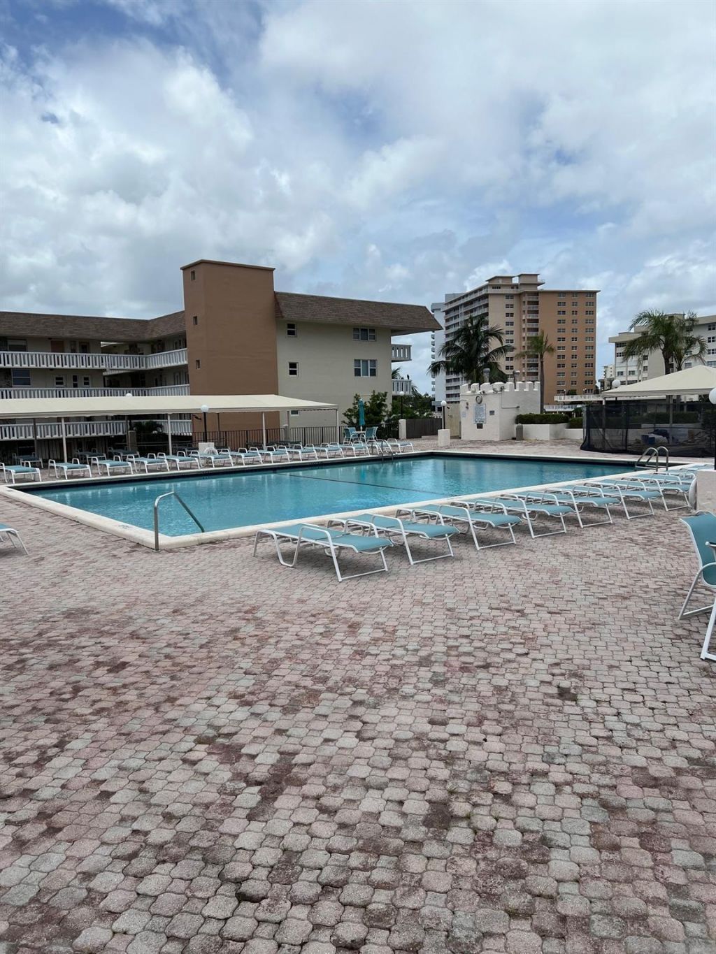 1865 S Ocean Drive, Unit 17h, Hallandale Beach, FL 33009 Photo