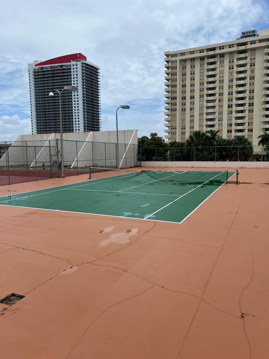 1865 S Ocean Drive, Unit 17h, Hallandale Beach, FL 33009 Photo