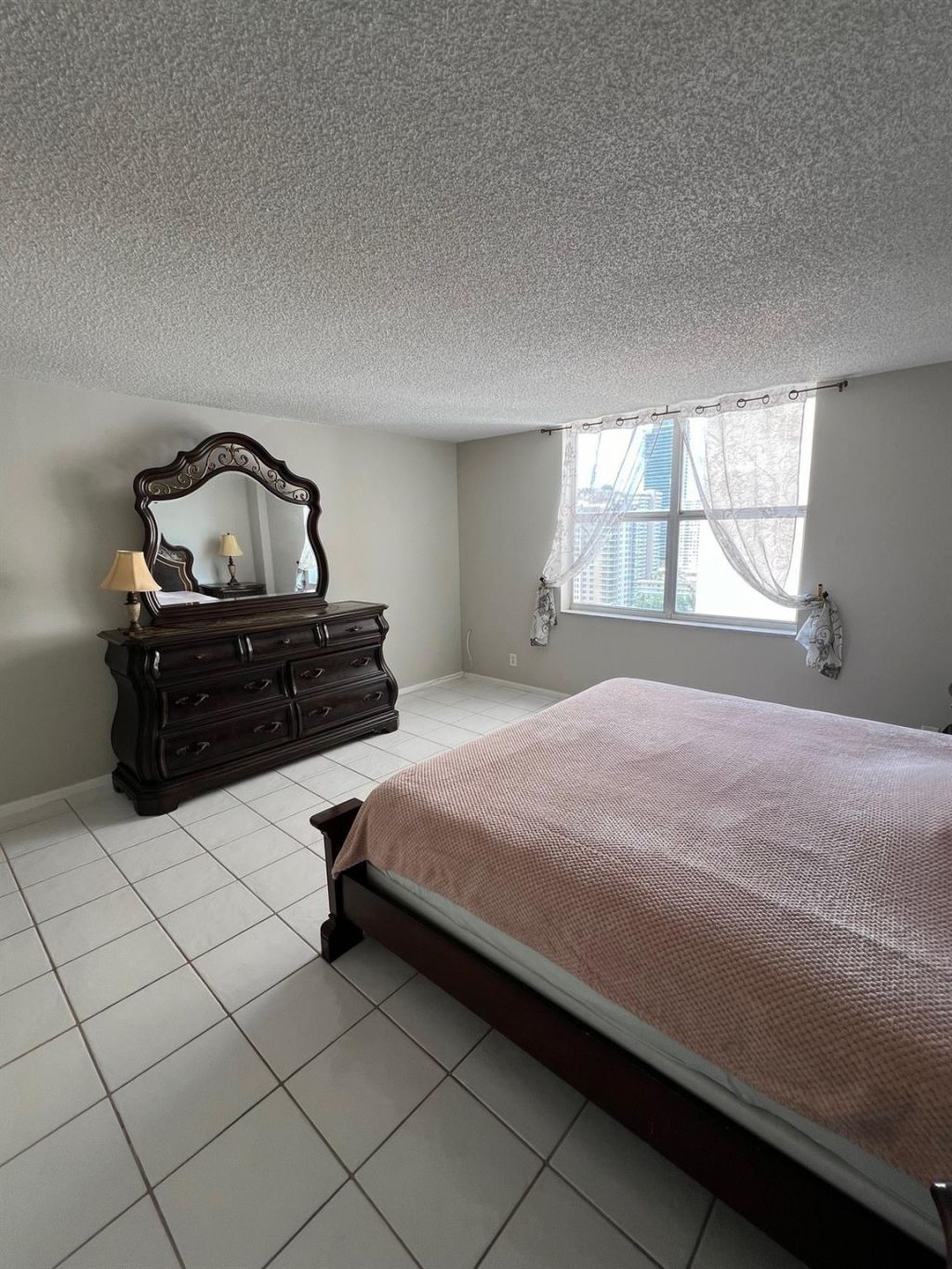 1865 S Ocean Drive, Unit 17h, Hallandale Beach, FL 33009 Photo