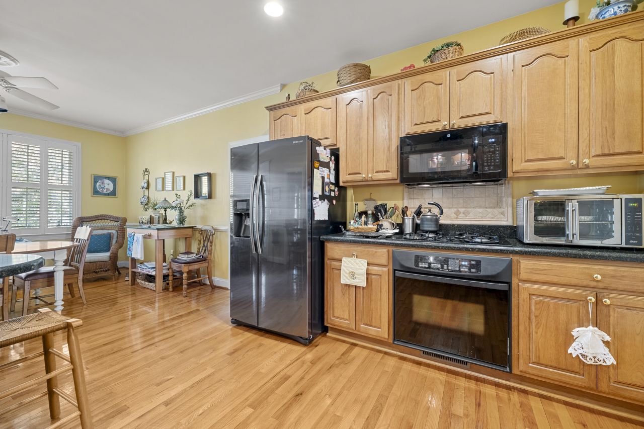 2476 Vaucluse Road Photo 15