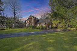 2476 Vaucluse Road photo 4