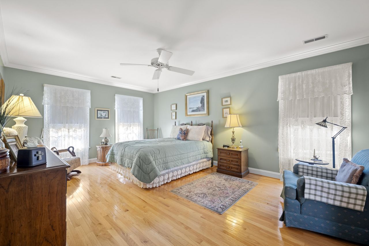 2476 Vaucluse Road Photo 23