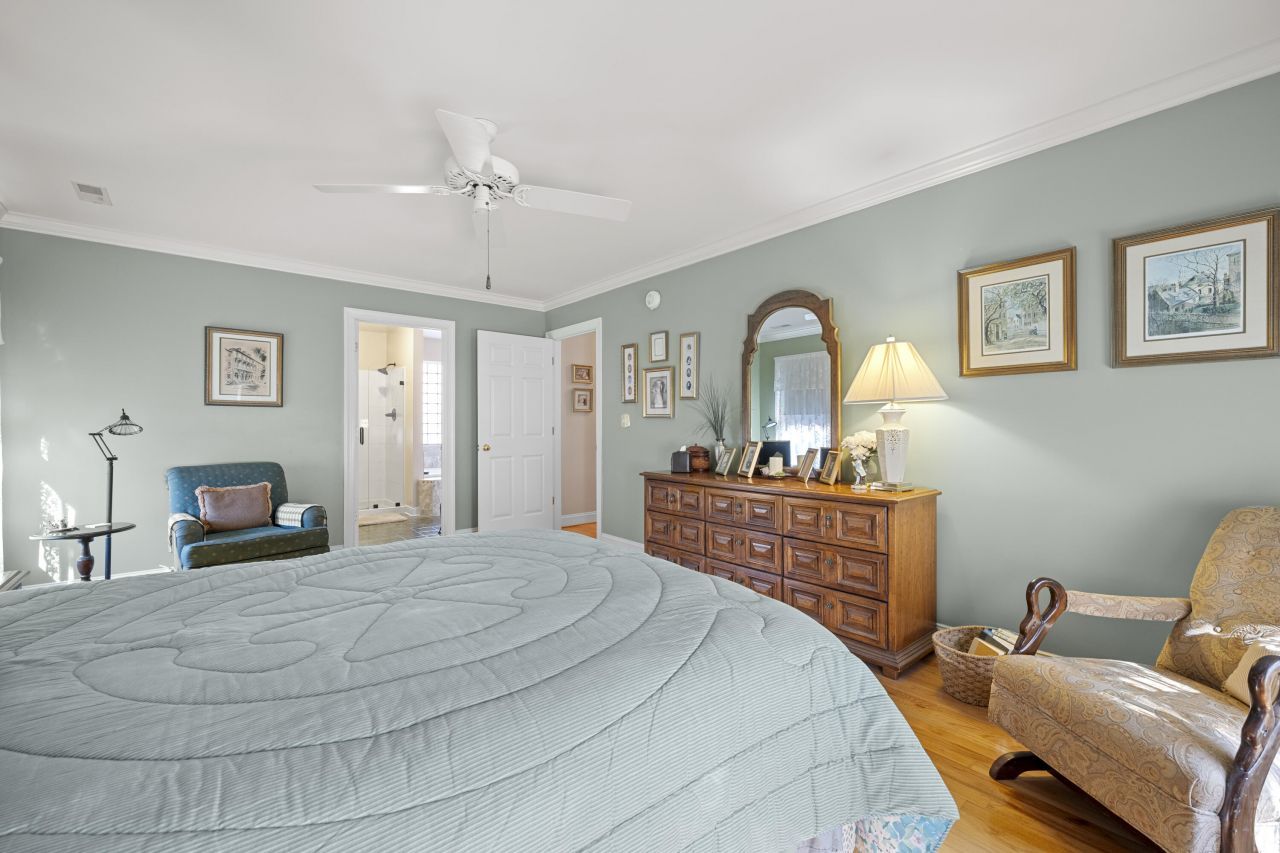 2476 Vaucluse Road Photo 24