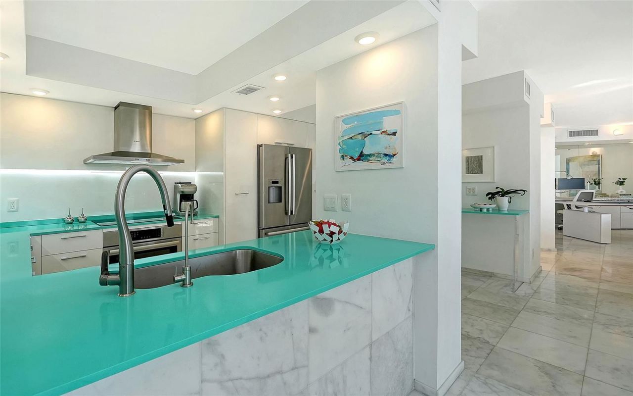 2525 Gulf Of Mexico Drive, Unit 6B, Longboat Key, FL 34228 Photo