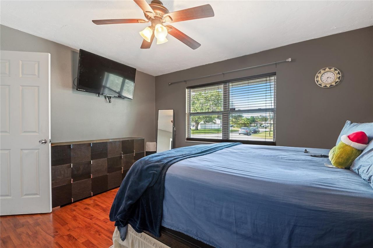 4389 Trout Drive Se, Saint Petersburg, FL 33705 Photo