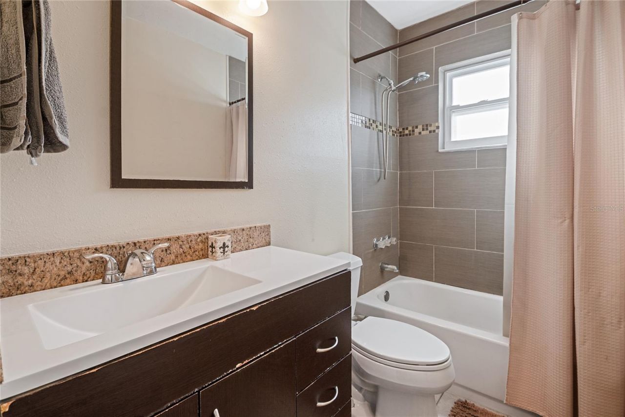 4389 Trout Drive Se, Saint Petersburg, FL 33705 Photo