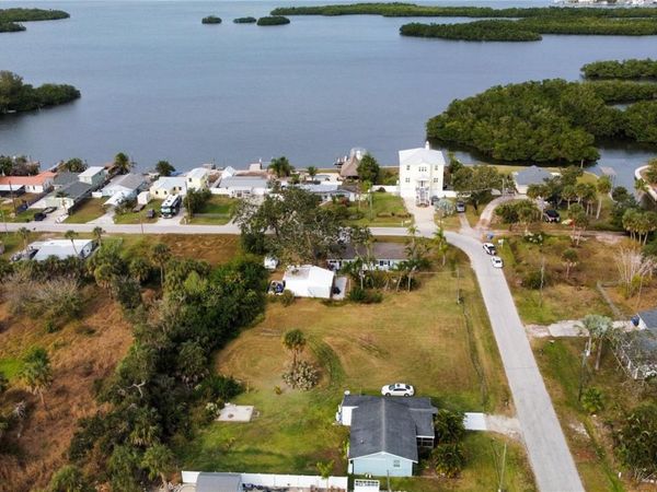 CANAL, RUSKIN, FL 33570