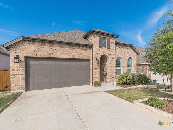 428 Trailing Lantana Lane, San Marcos, TX 78666
