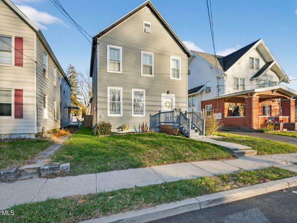 54 Vley Road, Scotia, NY 12302