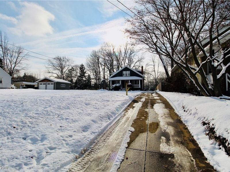 4606 Liberty Road, South Euclid, OH 44121 Photo 3