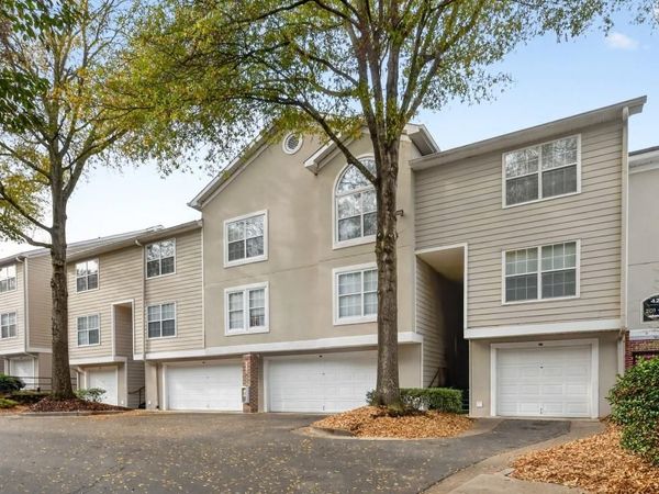 4246 River Green Drive NW, Unit 206, Atlanta, GA 30327