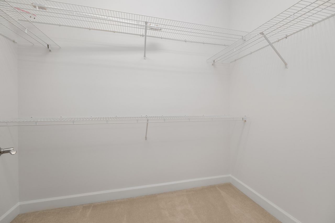 135 Pier View Street Photo 19