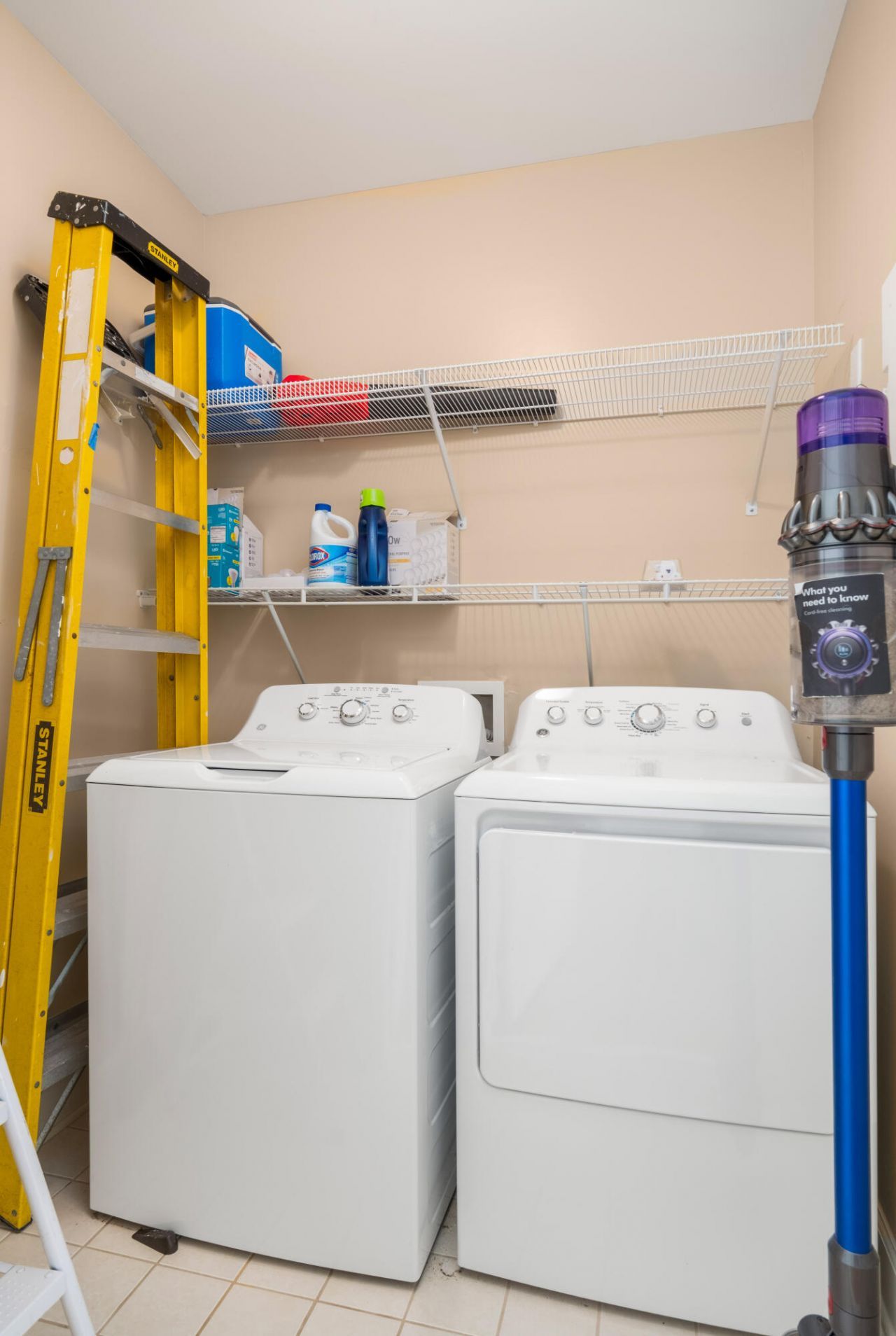 135 Pier View Street Photo 21