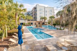 135 Pier View Street photo 4