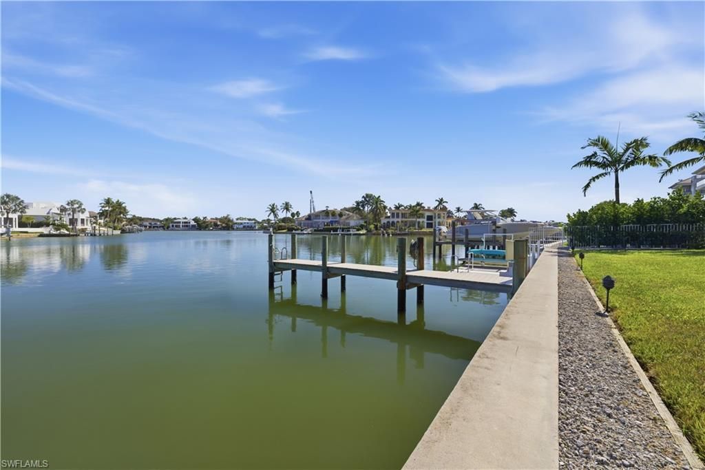 1910 Gulf Shore Blvd N, Unit 208, Naples, FL 34102 Photo