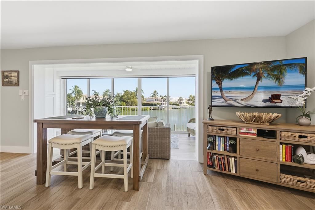 1910 Gulf Shore Blvd N, Unit 208, Naples, FL 34102 Photo