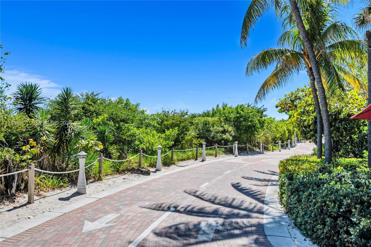 2401 Collins Ave, Unit 507, Miami Beach, FL 33140 Photo