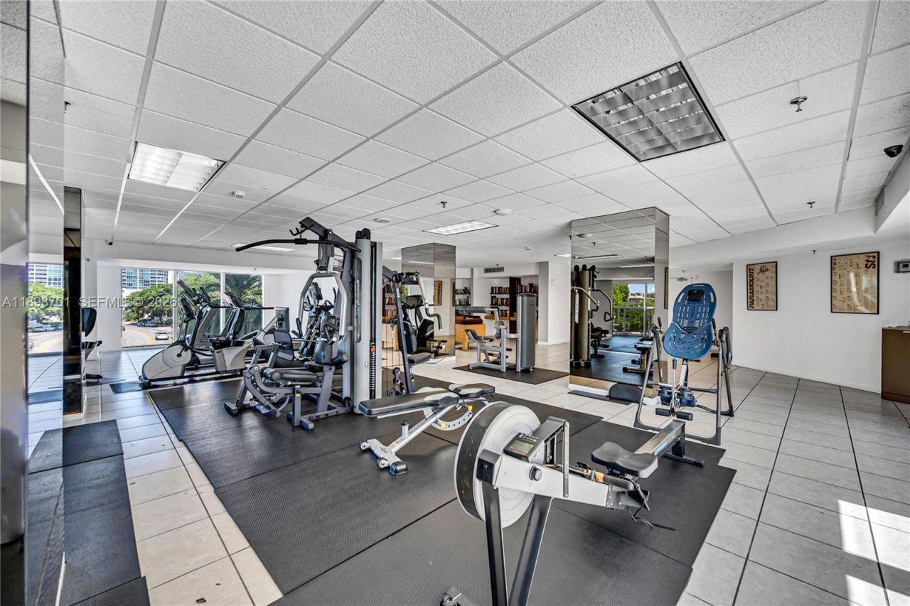 2401 Collins Ave, Unit 507, Miami Beach, FL 33140 Photo