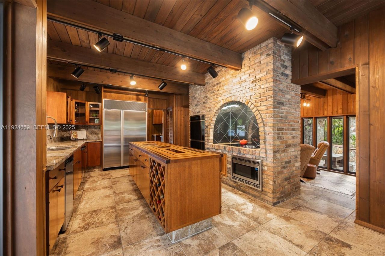 21675 SW 232nd St, Miami, FL 33170 Photo