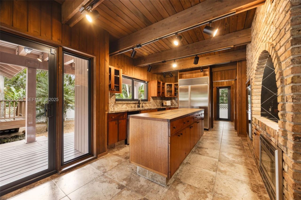 21675 SW 232nd St, Miami, FL 33170 Photo