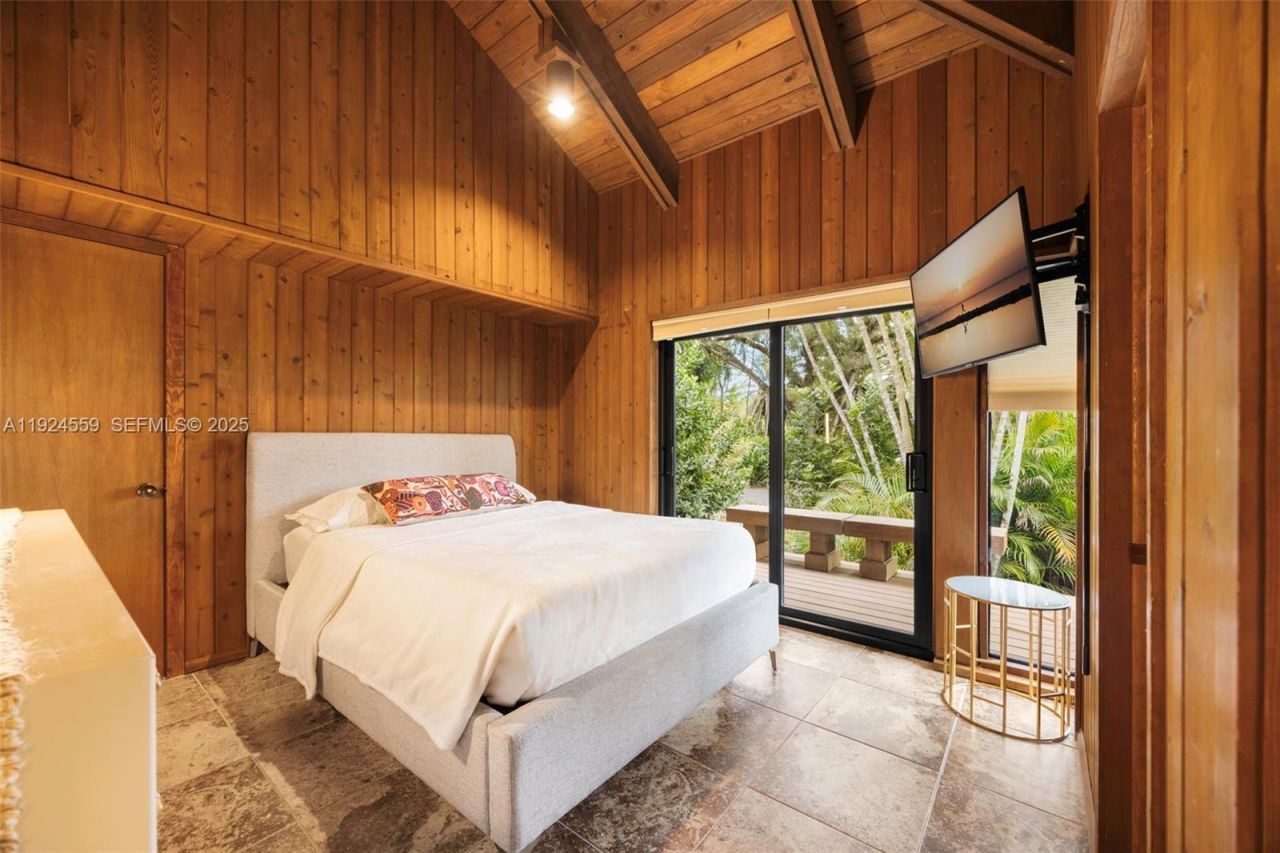 21675 SW 232nd St, Miami, FL 33170 Photo