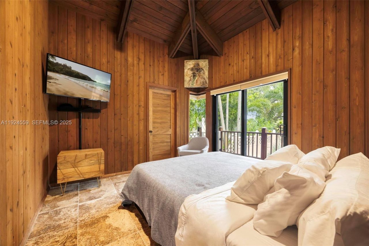 21675 SW 232nd St, Miami, FL 33170 Photo