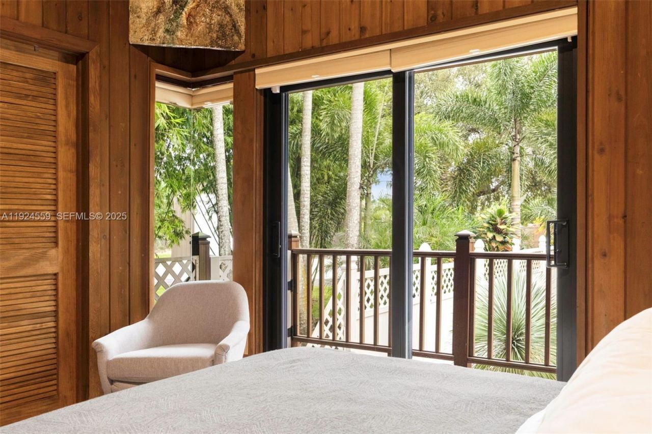 21675 SW 232nd St, Miami, FL 33170 Photo