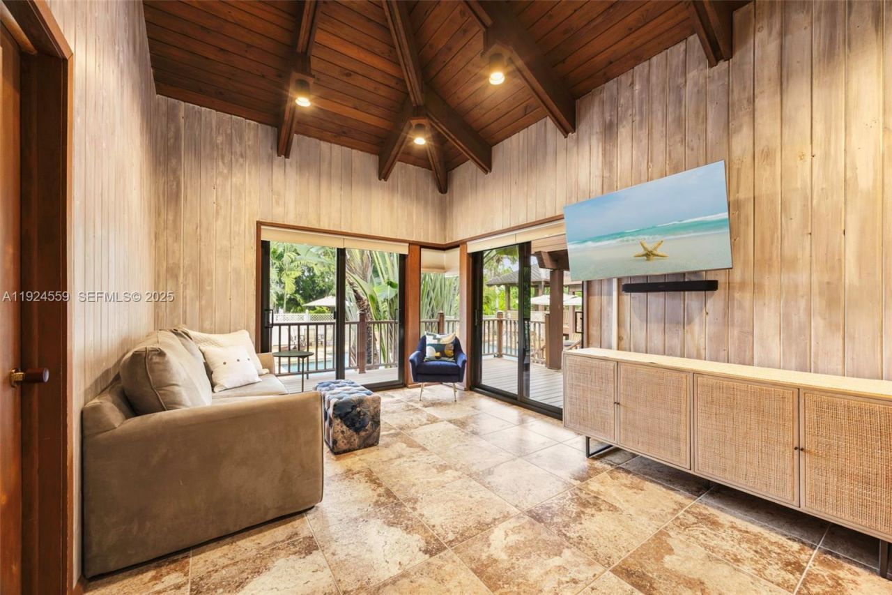 21675 SW 232nd St, Miami, FL 33170 Photo