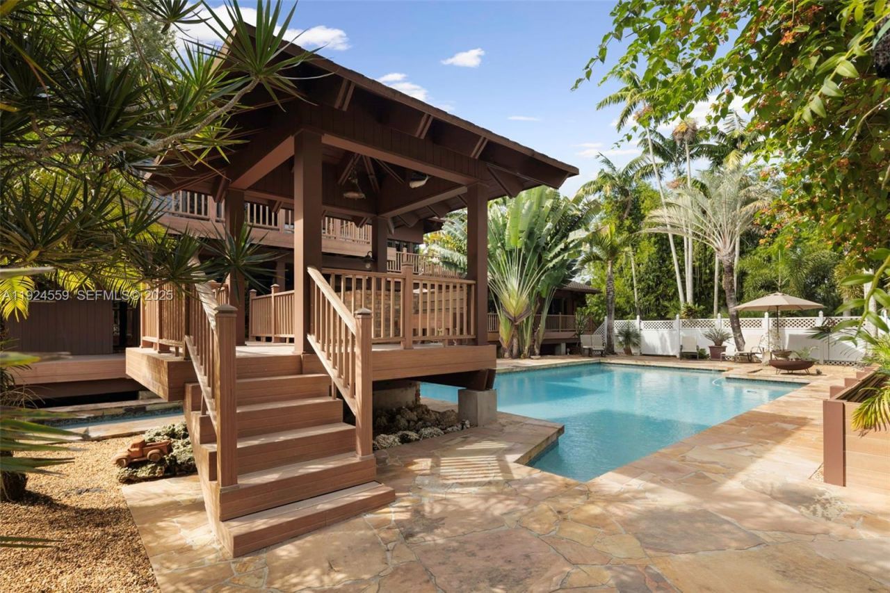 21675 SW 232nd St, Miami, FL 33170 Photo