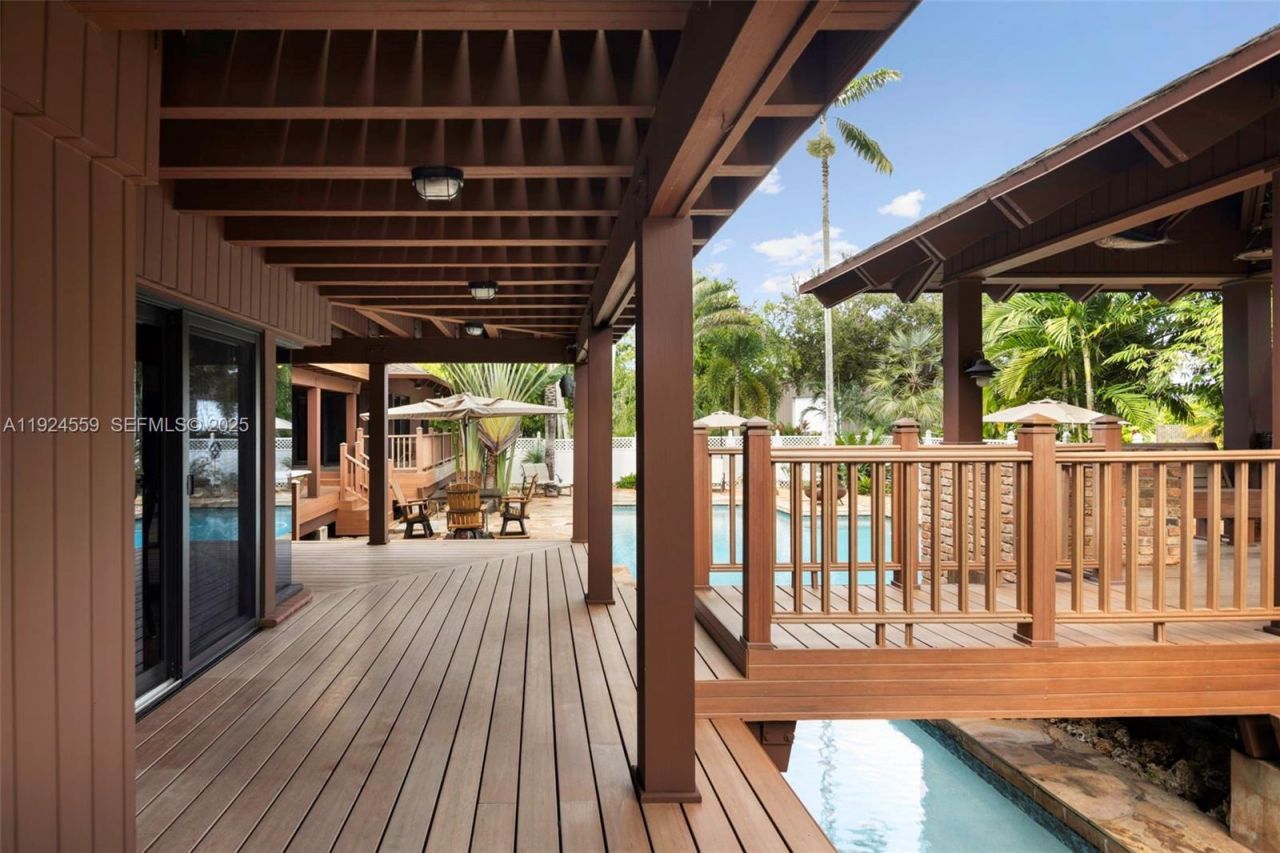 21675 SW 232nd St, Miami, FL 33170 Photo