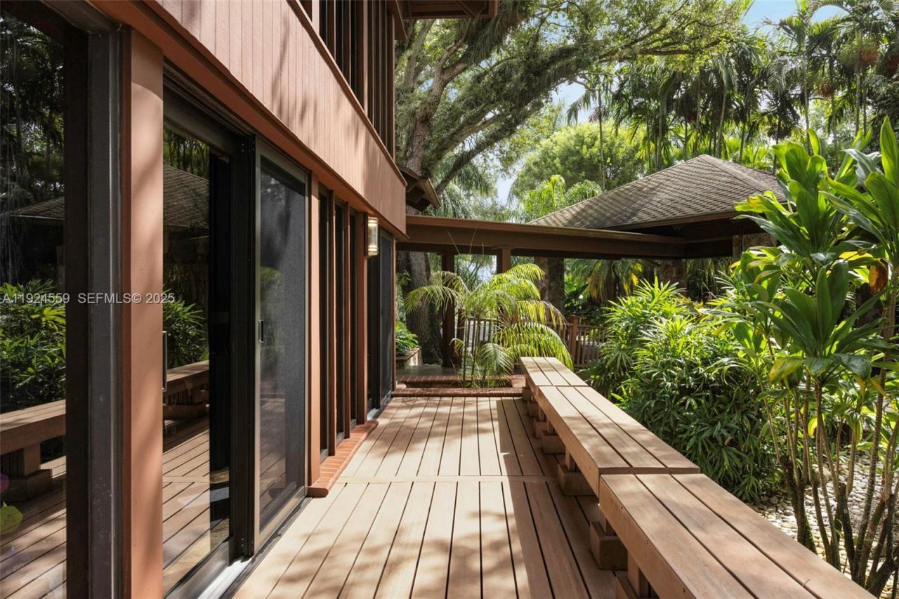 21675 SW 232nd St, Miami, FL 33170 Photo